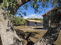 Podere Dell'Etna Segreta - Essential Nature Hotel & Glamping Hotels in der Nähe von Villa Comunale o Giardino della Vittoria