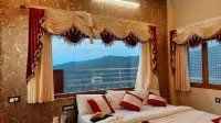 The Ranikhet Continental Hotel di Almora