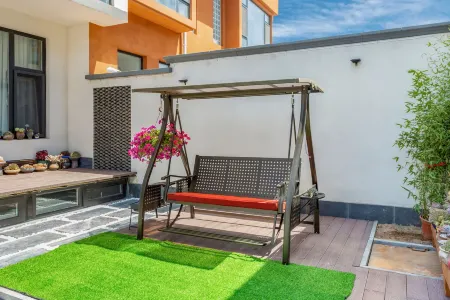 Beijing Xilejiayue Private Tang Homestay Отели рядом с достопримечательностью «Guishui Park»