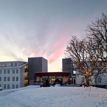 Gistihúsið - Lake Hotel Egilsstadir