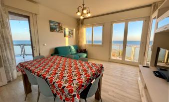 Wonderful Beachfront Apartment - Beahost