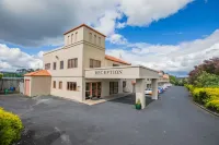 Albany Executive Motor Inn Limited Hotels near Long Bay Baptist Church