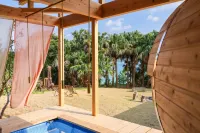 Boutique Art Museum U Can Stay -Ryukyu Villa- - Pools
