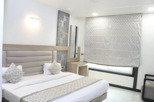 K J International Hotel a Anegpur