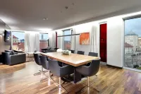 유로스타 그랜드 센트럴 NEC Display Solutions Europe GmbH 주변 호텔