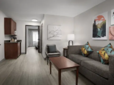 ฮอลิเดย์ อินน์ โฮเทล แอนด์ สวีทส์ ดูรังโก ดาวน์ทาวน์ บาย IHG โรงแรมในดูรังโก