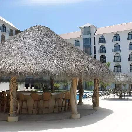 Hotel Caracol Plaza