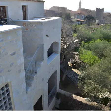 Trapela Areopolis, Boutique Hotel