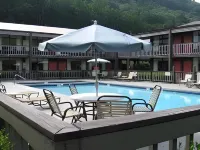 Great Smokies Inn - Cherokee - Swimmingpools