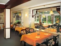 Hotel Pension Marie-Luise, Hotel Garni فنادق في Bad Bevensen
