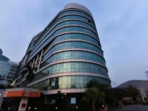 โรงแรมมุมไบเฮาส์ ไอโรลี นาวีมุมไบ โรงแรมในธาเน