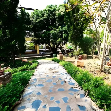 Monn Phu Phrai