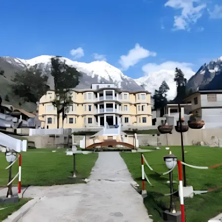 Faletti's Grand Naran
