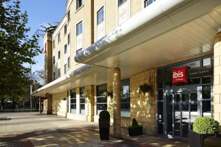 Ibis London Stratford Отели рядом с достопримечательностью «Университет Восток Лондон Студент Юнион»