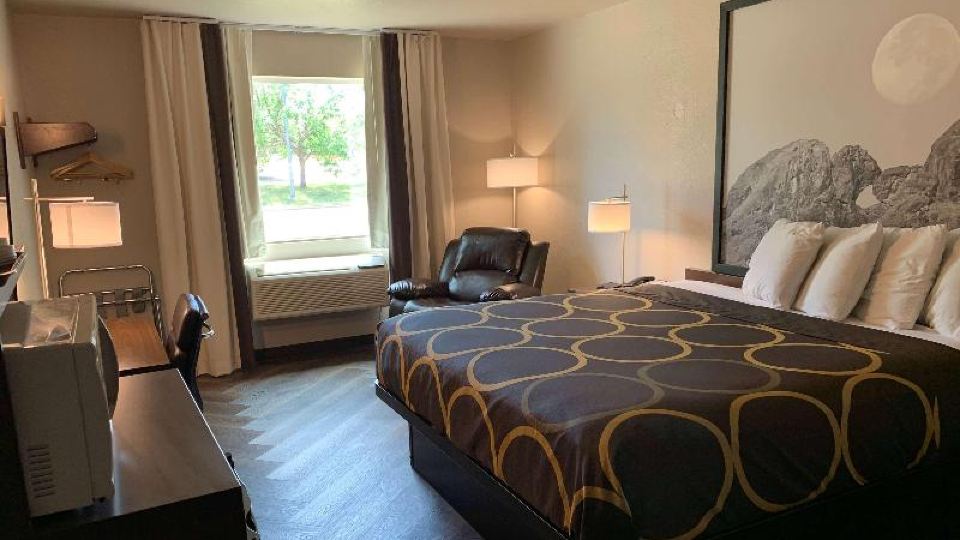 Greeley Valley Lodge