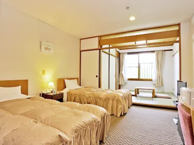 The Gran Resort Elegante Karuizawa Отели рядом с достопримечательностью «Kumobaike»
