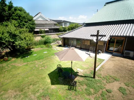 Gamoya A Renovated Soy Sauce Storehouse Built IN Отели в г. Сакаиде