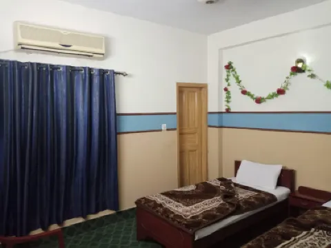 Hotel Neelum Valley Hotel di 