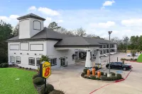 Super 8 by Wyndham Center