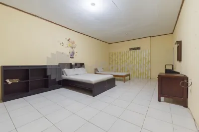 Hotel Linggarjati near Natural Park TWA Linggarjati Hotel dekat Fajar Toserba Jalaksana