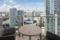 East Miami - Merinäköala