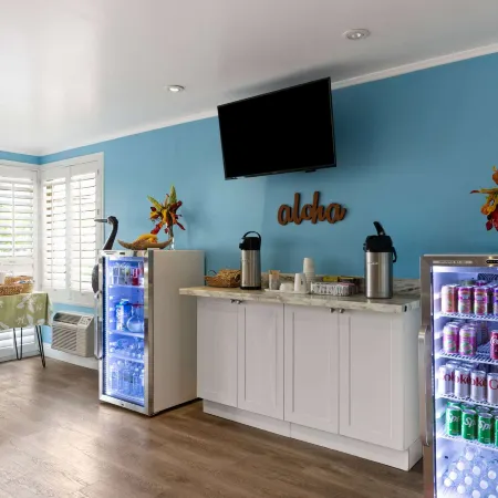 Days Inn by Wyndham Maui Oceanfront