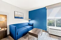 Holiday Inn Express Nashville-Hendersonville, an IHG Hotel