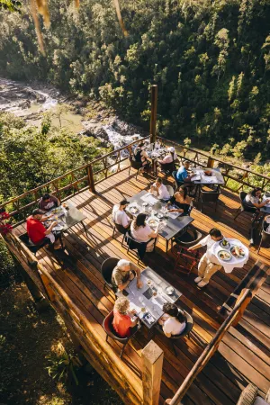 Gaia Riverlodge Отели в г. Севен Майлс Эль Прогрессо