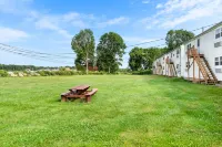 Americas Best Value Inn Stonington-Mystic Hotels in Stonington