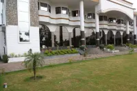 Shimla Resort Hôtels à : Muzaffar Nagar Ghusval