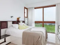Luxurious Villa with Breathtaking Seaview