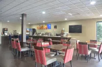 Comfort Inn & Suites Maumee - Toledo I80-90 - breakfast