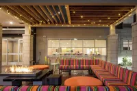 Home2 Suites by Hilton Dayton-Centerville Hotels in Beavercreek