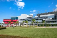 Comfort Inn & Suites Daytona Beach Oceanfront فنادق في دايتونا بيتش
