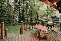 Baker Rim Cabin 32 - A Cute, Private, 2-Story Family Cabin