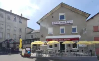 Auberge Saint Jacques Hôtels à : Rimeize