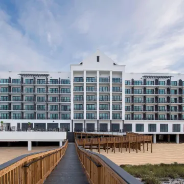 SpringHill Suites by Marriott Navarre Oceanfront Отели в г. Пенсакола Бич