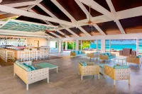 Sheraton Maldives Full Moon Resort & Spa - bar