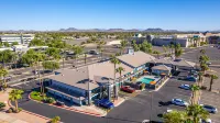 The Hotel Serene Glendale Peoria, Surestay Collection by Best Western Hotels in Glendale