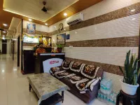 Vrinda Apartments | Rooms & Caretaker