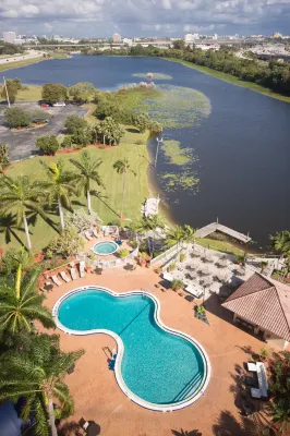 Hilton Palm Beach Pbi - 4-Star