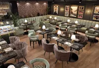 Radisson Collection Hotel, Basilica Budapest Отели в г. Уйпешт