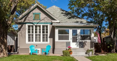 Bespoke Downtown Charmer with Modern Amenities