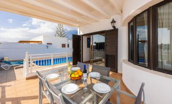 Villa Diama With 3 Bedrooms and 2 Bathrooms