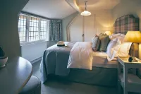Enchanting cottage in the heart of Chipping Campden - 4-Star