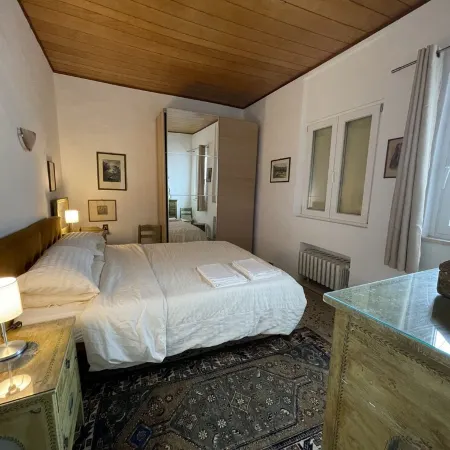 Le Balze Bright Penthouse with Secluded Panoramic Terrace 200 mt from the Duomo