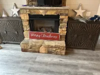 Luxury cabin in county but not far from downtown. Hot tub on back porch. Hotels in Ellijay