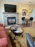 Lakefront 1BR Condo on Golf Course with Indoor Pool/Hot Tub - Tagalong Resort Hotels in Cedar Lake