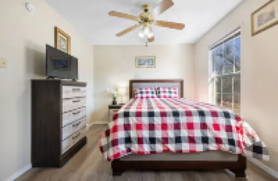 1bed 1 bath kitchen to relax and rest your head