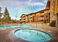 STAY SLOPESIDE  5 Star Luxury!  True Winter Ski In & Ski Out